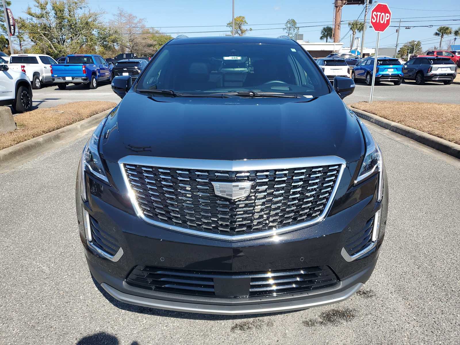 New 2025 Cadillac XT5 Premium Luxury w/ LPO, Red Accent Package FWD image 9