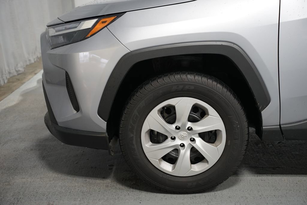 Certified 2024 Toyota RAV4 LE image 5