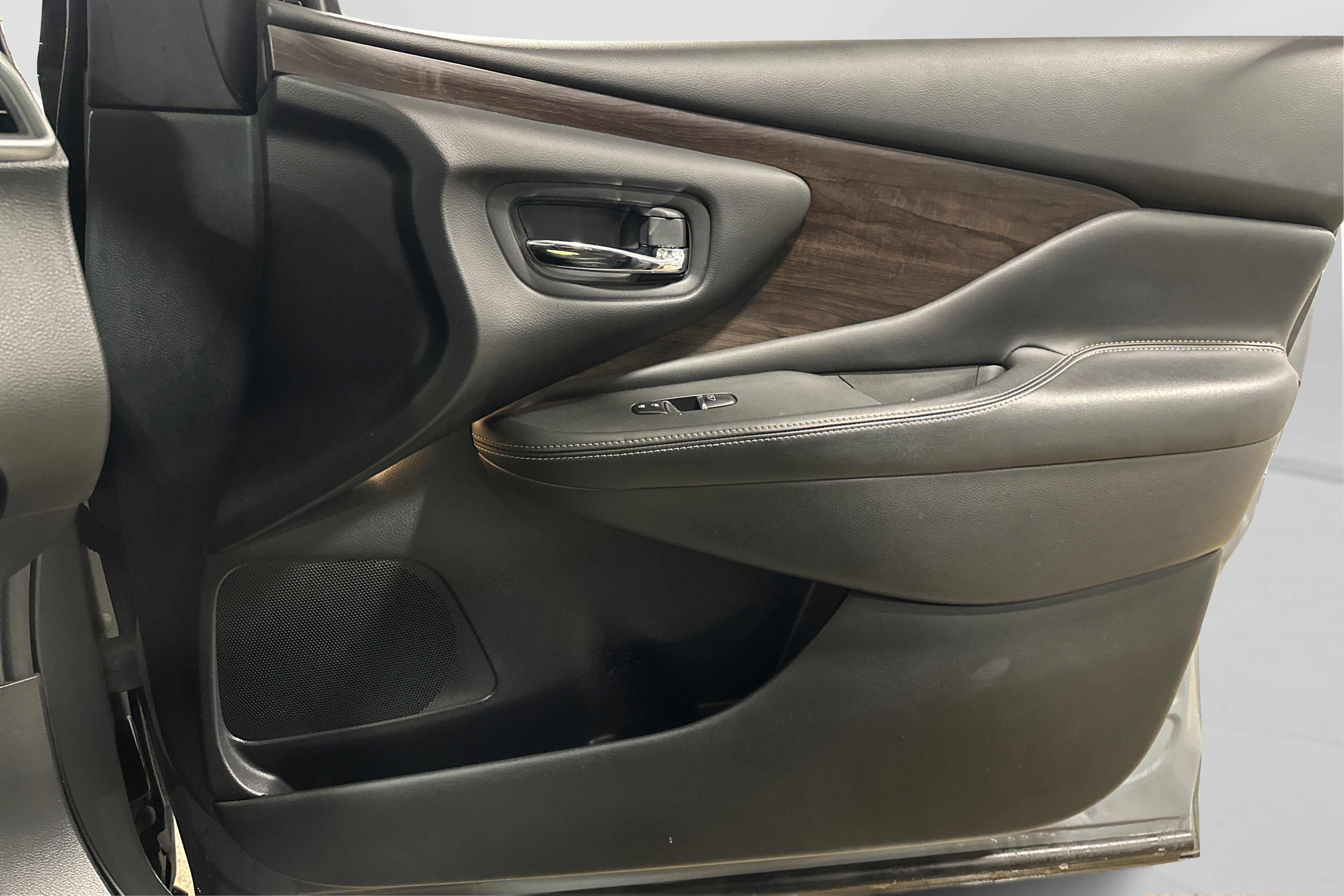 Used 2023 Nissan Murano Platinum AWD/4WD image 41