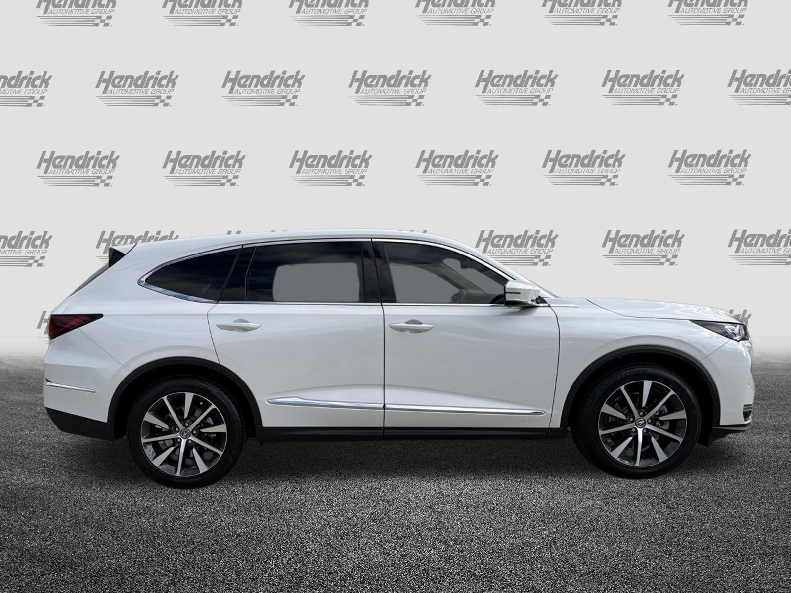 Certified 2026 Acura MDX w/ Technology Package AWD/4WD image 11