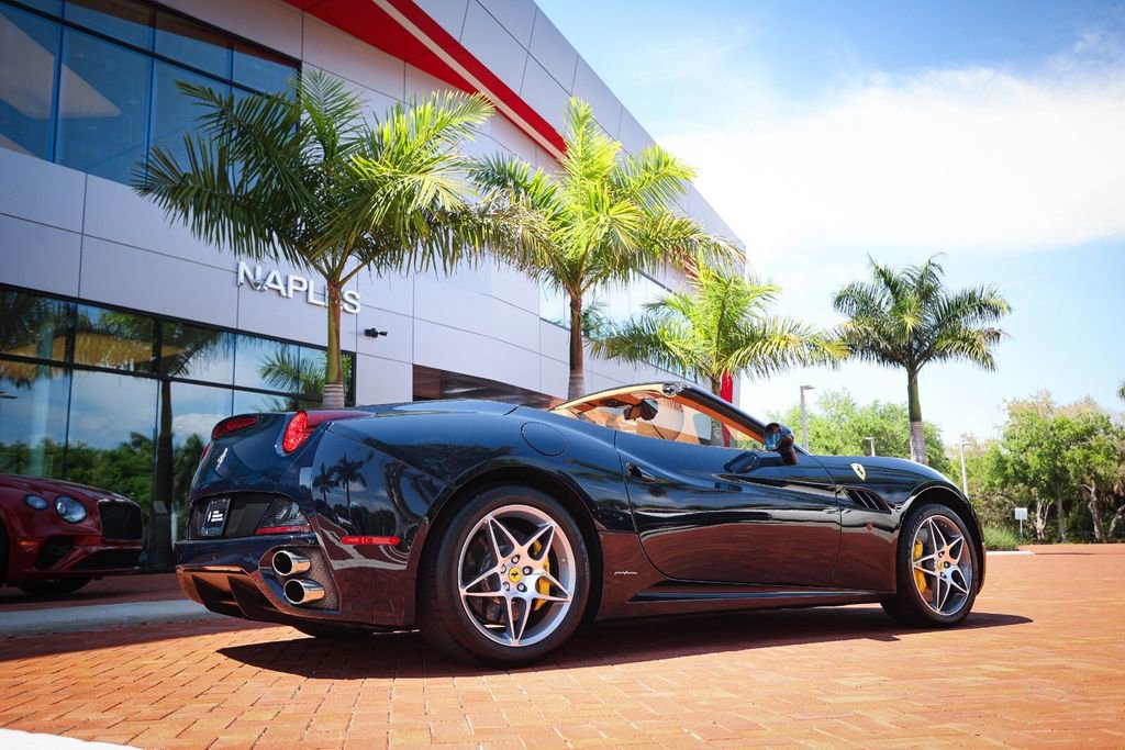 Used 2011 Ferrari California image 26
