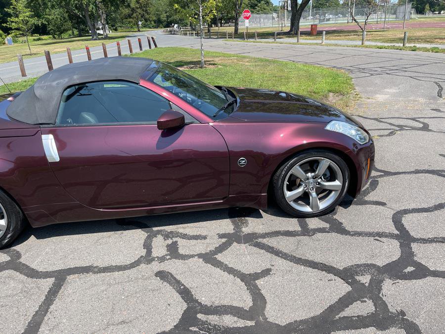 Used 2006 Nissan 350Z Touring image 22