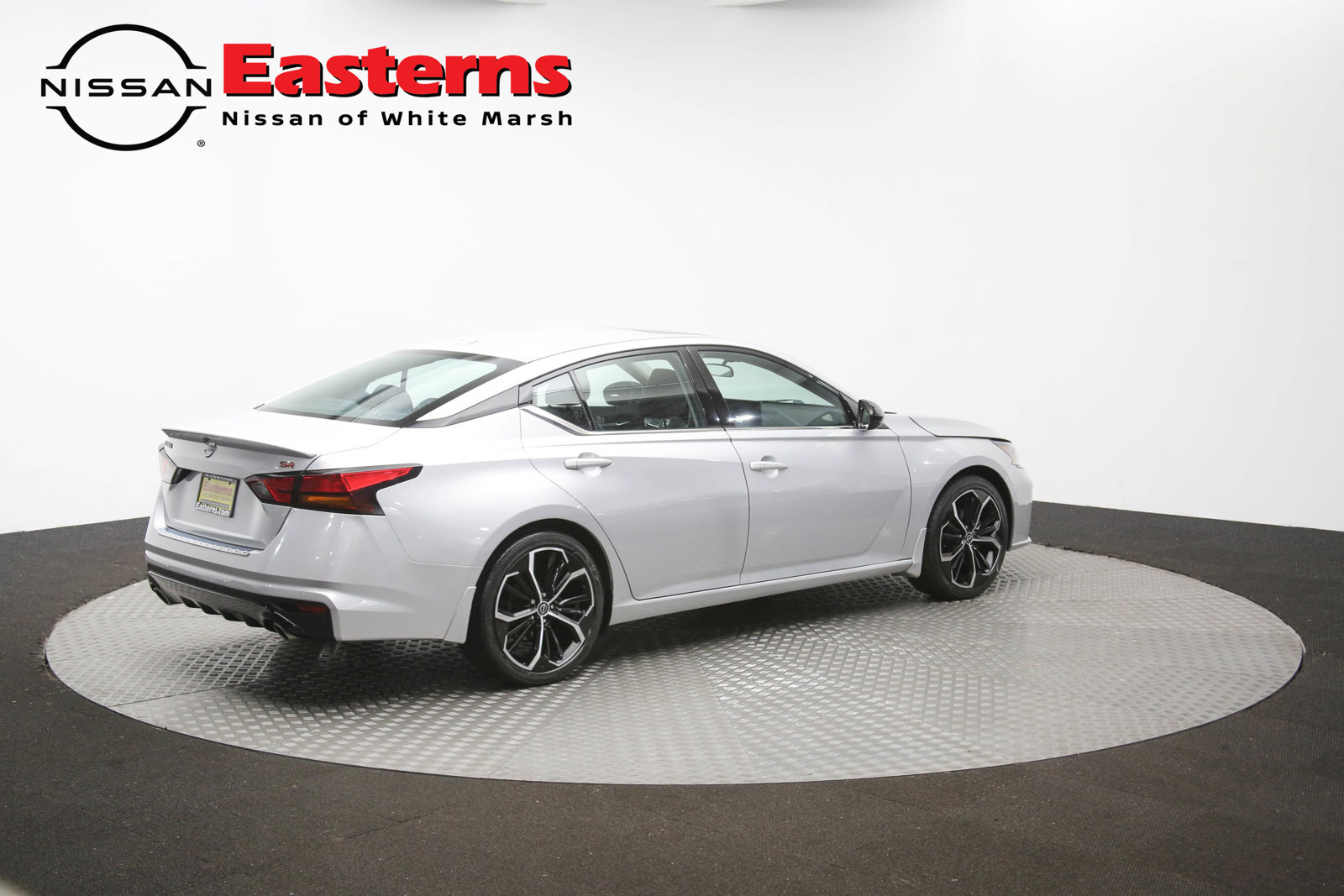 Used 2023 Nissan Altima 2.5 SR w/ SR Premium Package FWD image 40