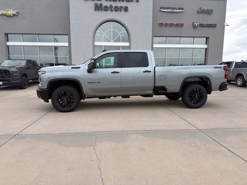 New 2026 Chevrolet Silverado 3500 LT w/ Trail Boss Package AWD/4WD image 2