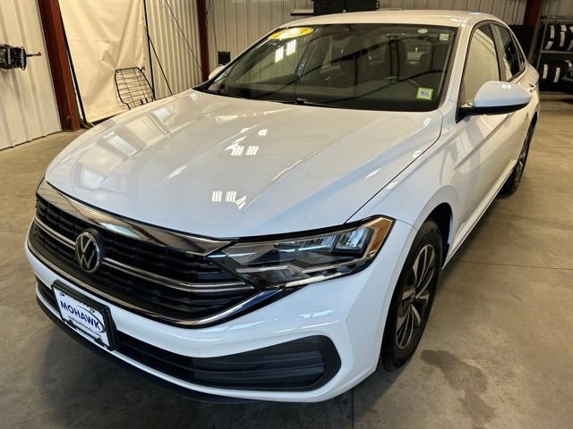 Used 2023 Volkswagen Jetta S FWD image 2