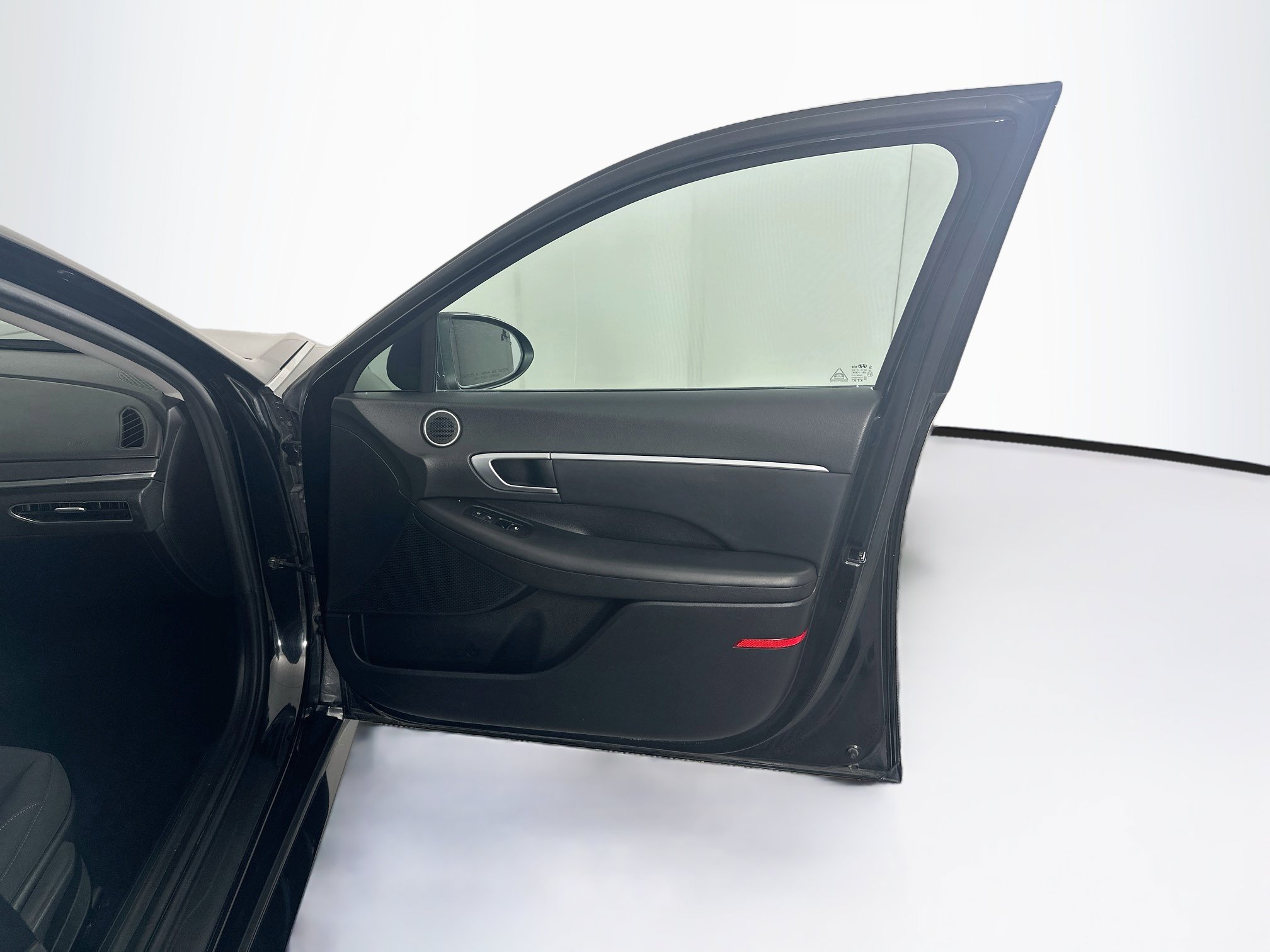 Used 2021 Hyundai Sonata SEL FWD image 31