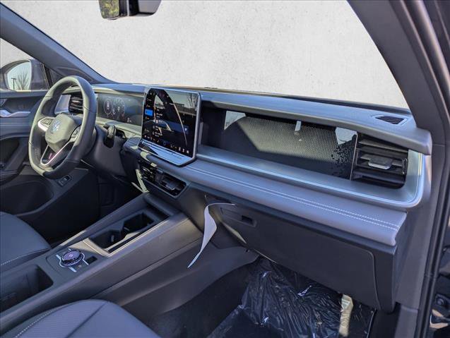 New 2026 Volkswagen Tiguan SE R-Line image 27