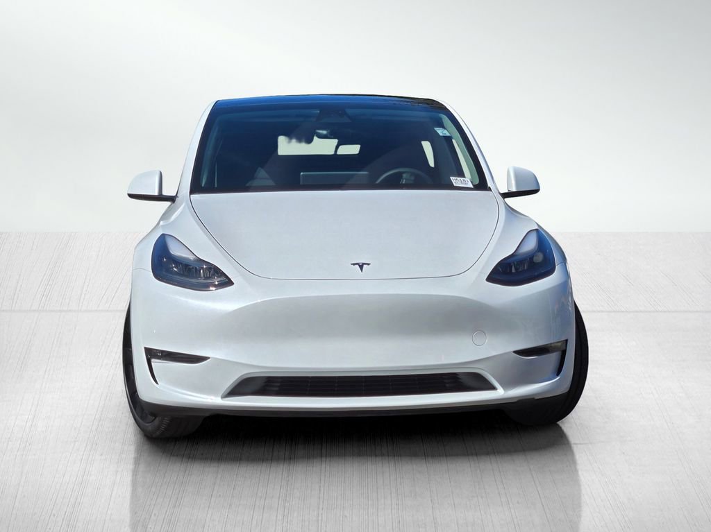 Used 2023 Tesla Model Y Long Range image 2
