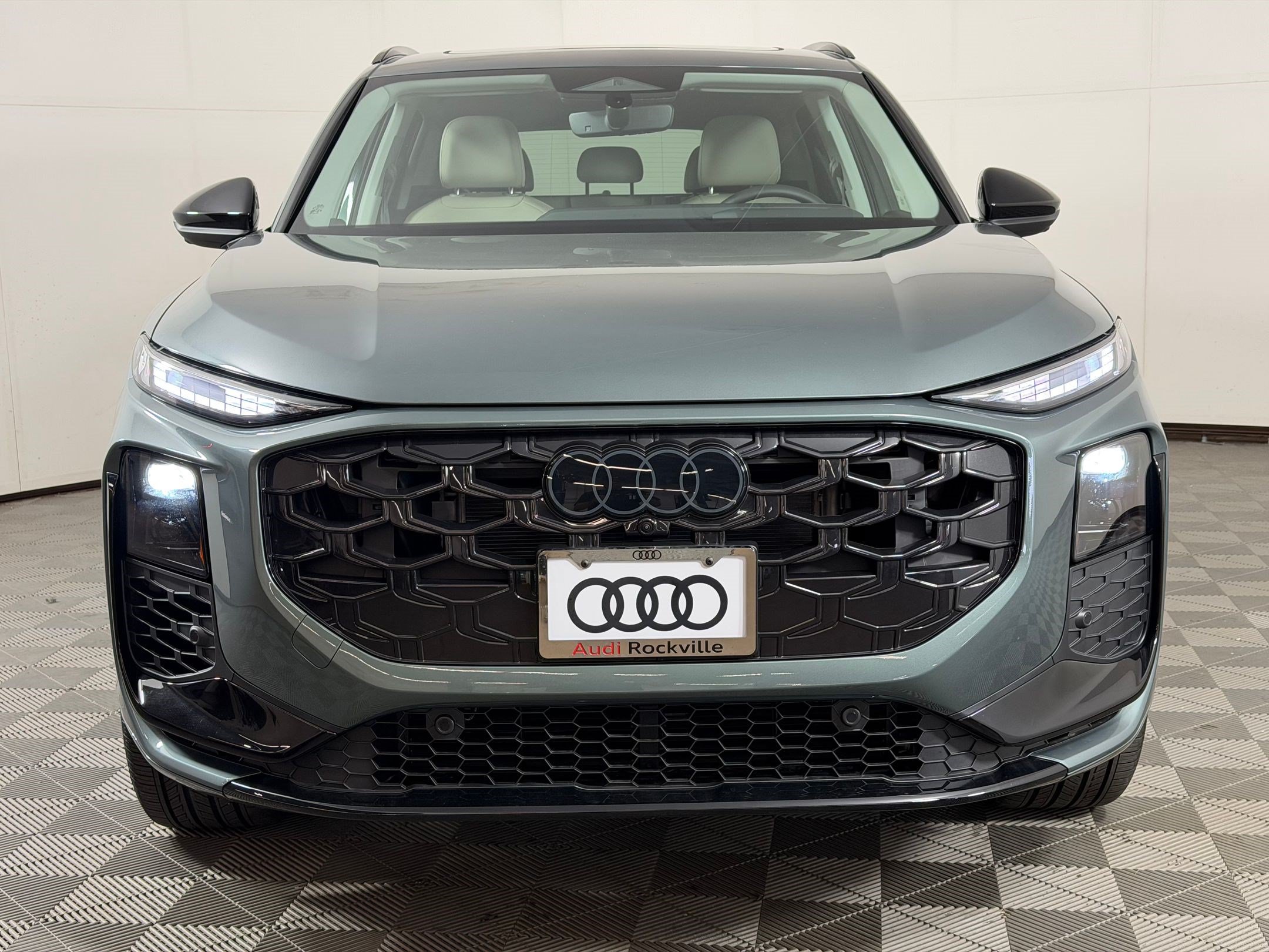 New 2026 Audi Q3 quattro 2.0T AWD/4WD image 6