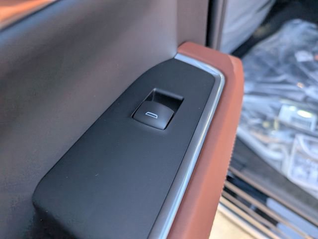 New 2026 GMC Sierra 1500 Denali Ultimate w/ LPO, Black Badging Package image 13