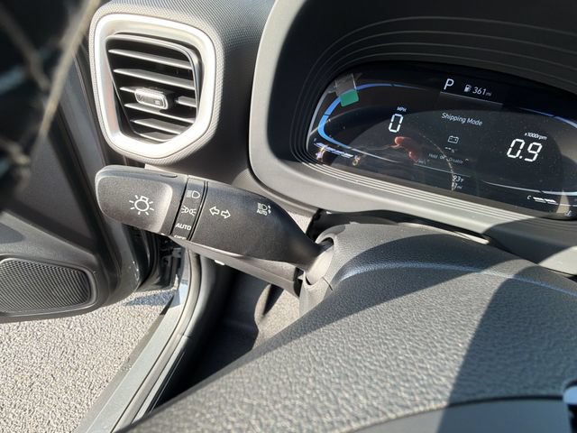 New 2026 Hyundai Venue SEL FWD image 33