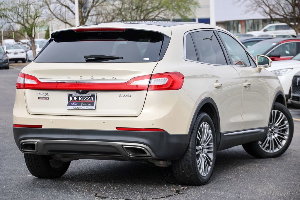 Used 2016 Lincoln MKX Reserve w/ Climate Package image 18