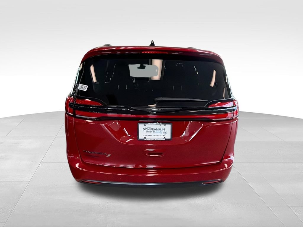 New 2026 Chrysler Pacifica Select FWD image 7