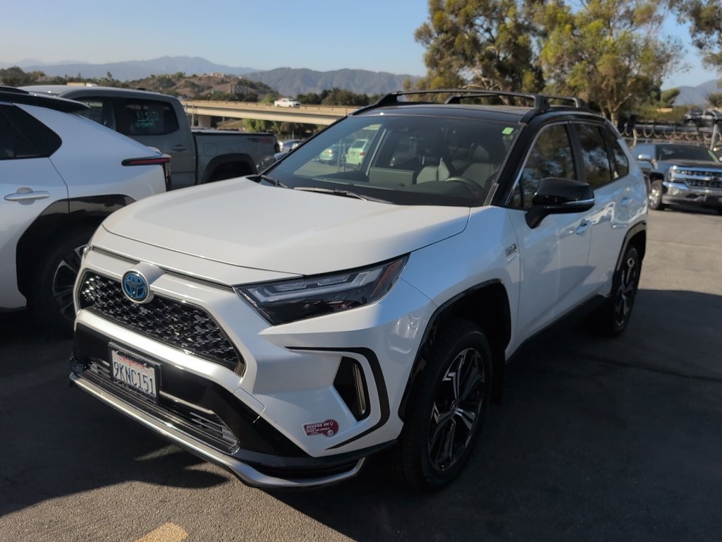 Certified 2024 Toyota RAV4 XSE w/ Weather Package AWD/4WD image 3