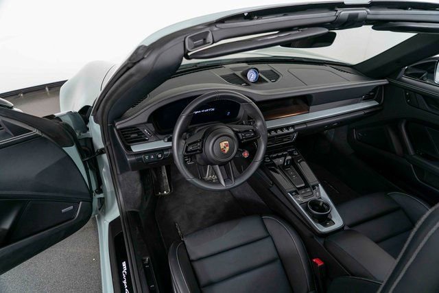 Used 2025 Porsche 911 Targa 4 GTS image 16