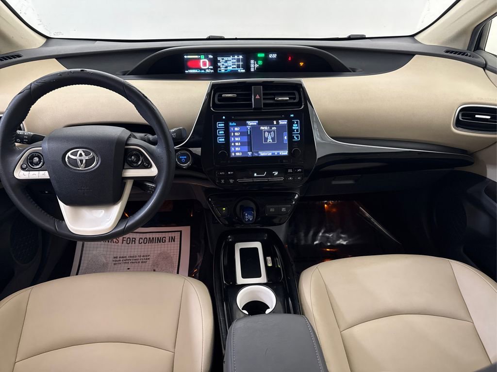 Used 2016 Toyota Prius Four image 27