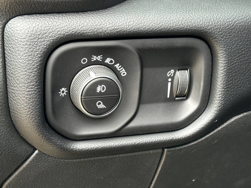 New 2026 RAM 3500 Lone Star AWD/4WD image 21