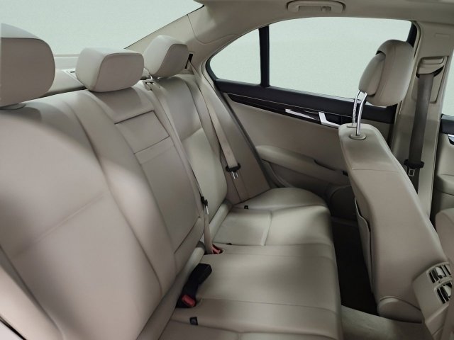 Used 2014 Mercedes-Benz C 300 4MATIC Sedan image 19