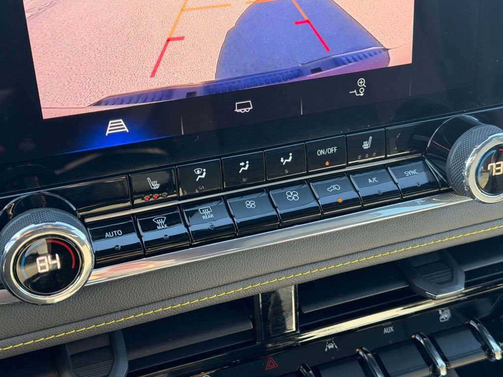 Used 2024 Chevrolet Colorado ZR2 w/ Safety Package image 29