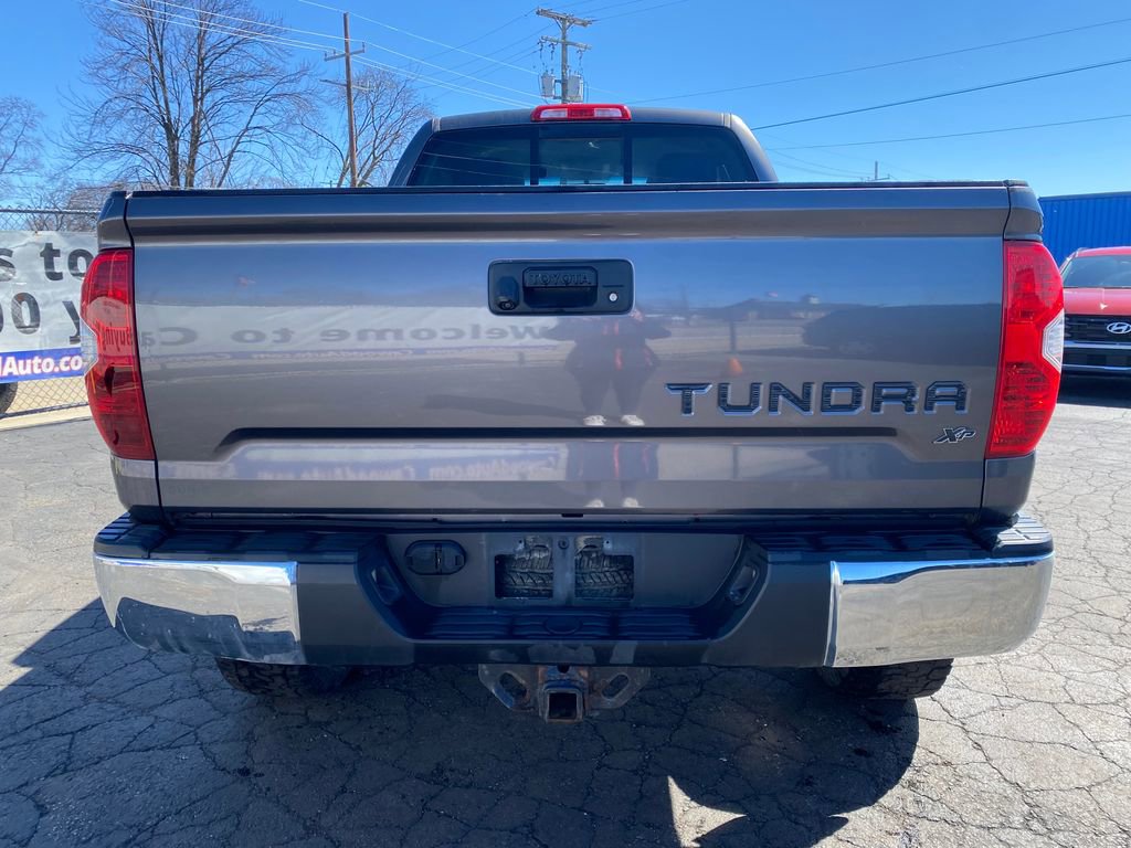 Used 2014 Toyota Tundra SR5 w/ SR5 Upgrade Package image 3