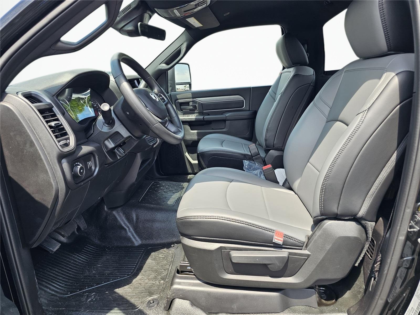New 2026 RAM 4500 Tradesman w/ Chrome Appearance Group RWD image 18