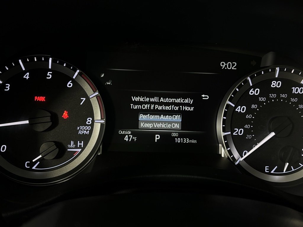 Used 2025 Toyota Highlander XLE image 18