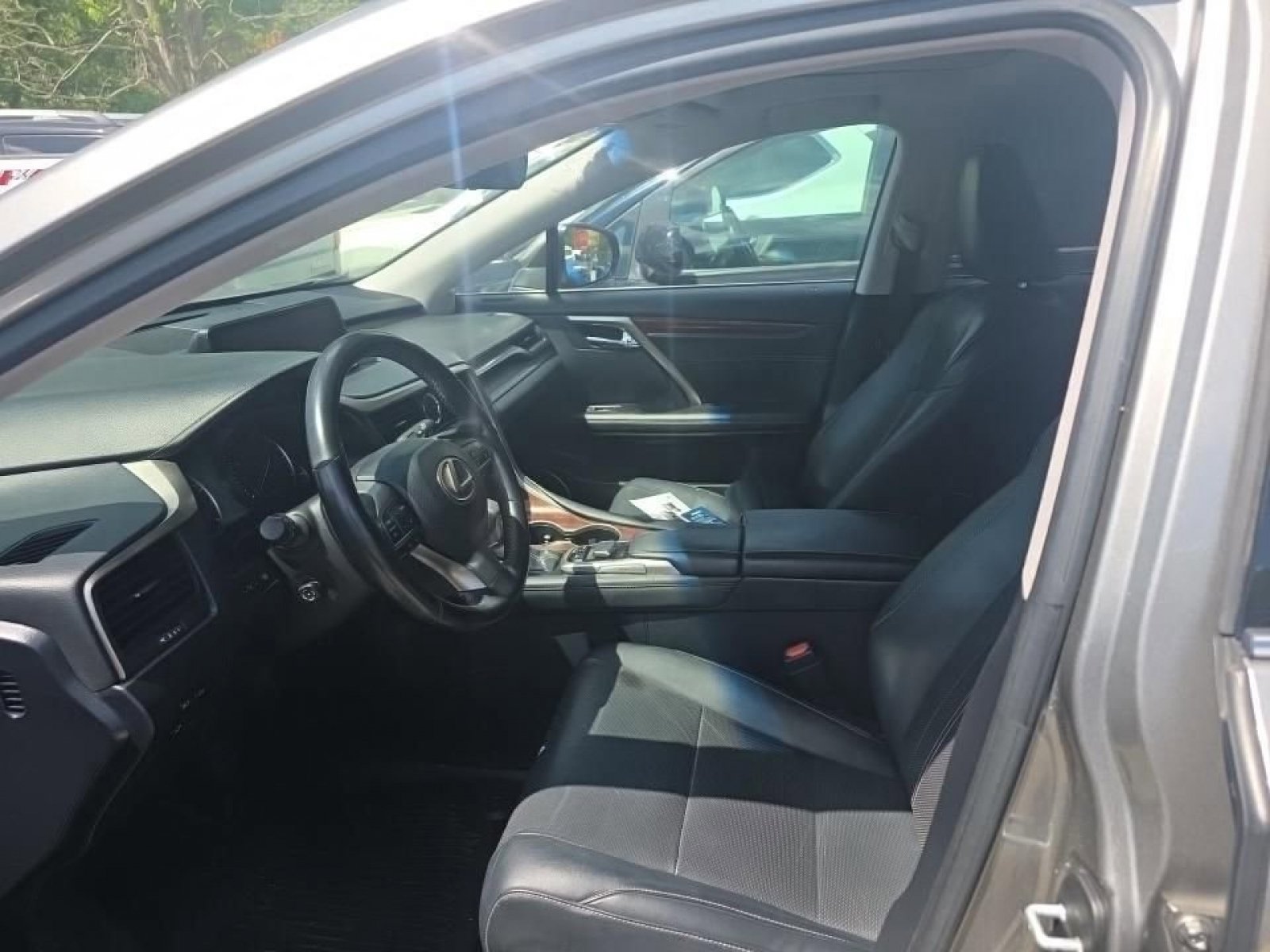 Used 2019 Lexus RX 350L AWD image 9