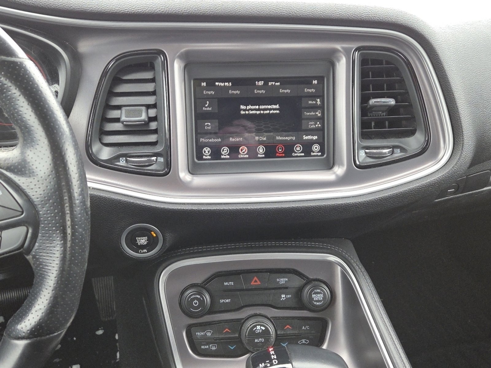 Used 2019 Dodge Challenger SXT w/ Blacktop Package image 25