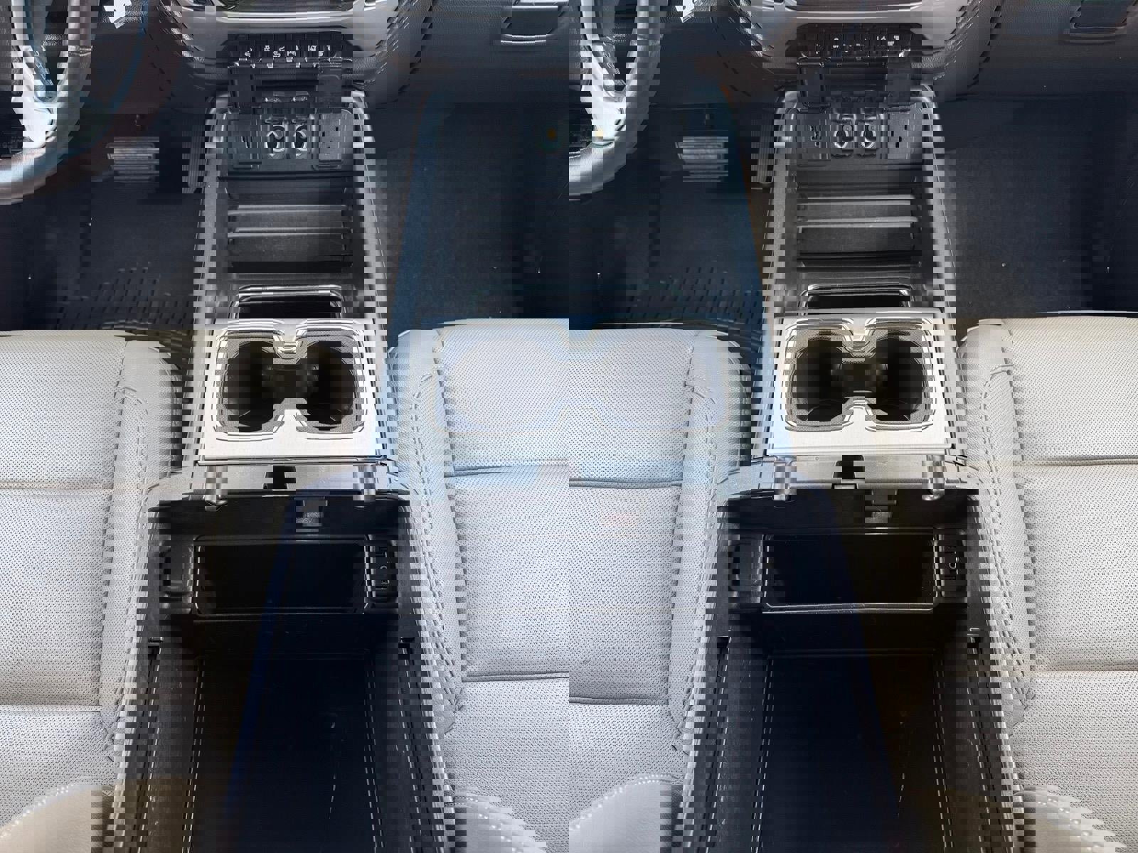 Used 2018 GMC Sierra 2500 SLT w/ Duramax Plus Package image 10