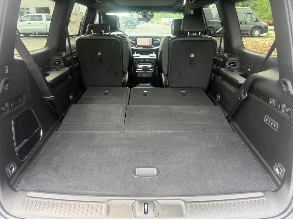 New 2026 Jeep Grand Wagoneer 4WD image 57