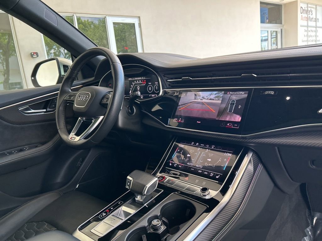 Used 2022 Audi RS Q8 AWD/4WD image 25