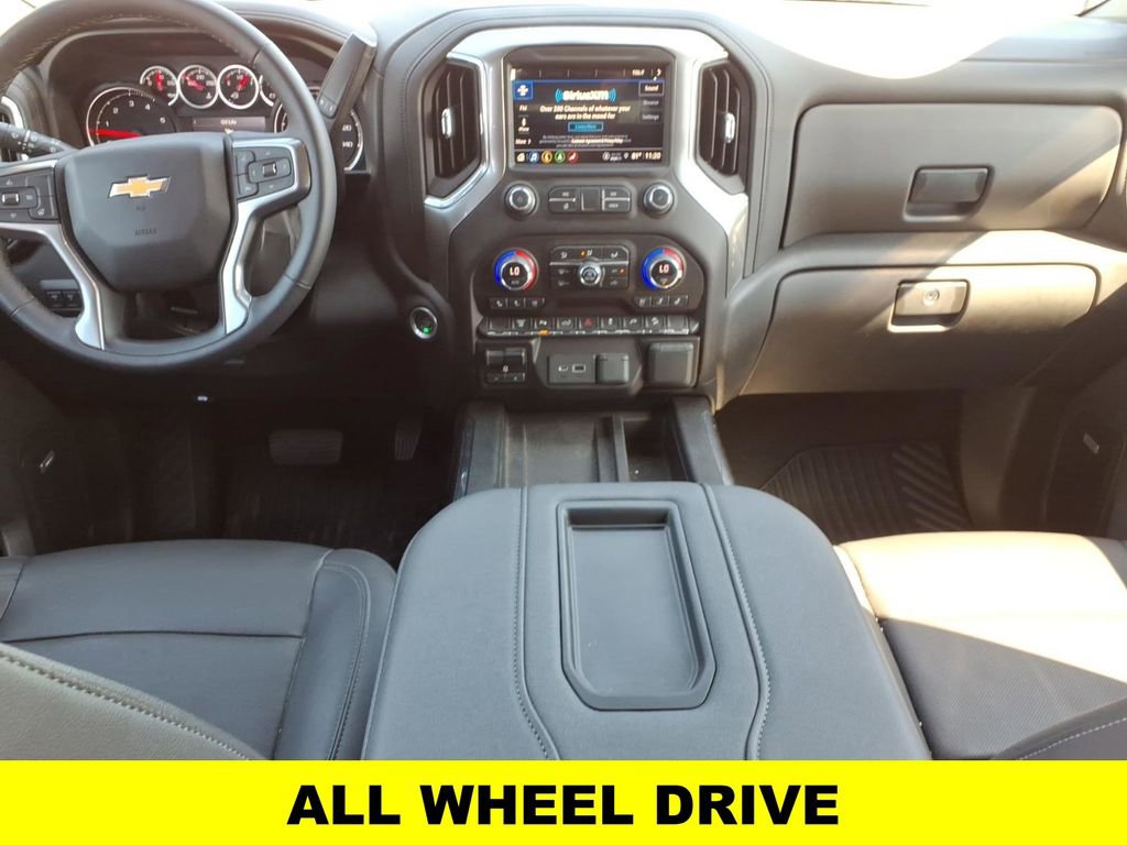 Used 2022 Chevrolet Silverado 2500 LTZ w/ LTZ Convenience Package AWD/4WD image 10