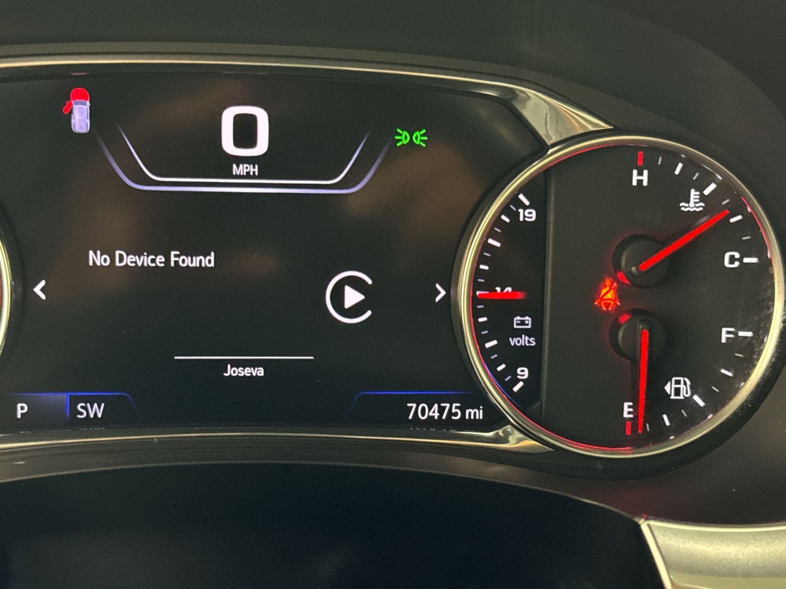 Used 2022 Chevrolet Traverse Premier AWD/4WD image 17