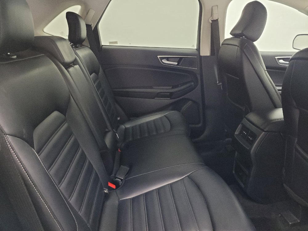 Used 2024 Ford Edge SEL image 19