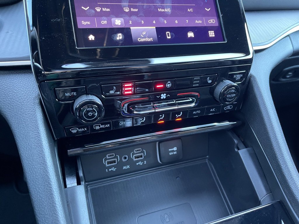 New 2025 Jeep Grand Cherokee L Altitude image 11