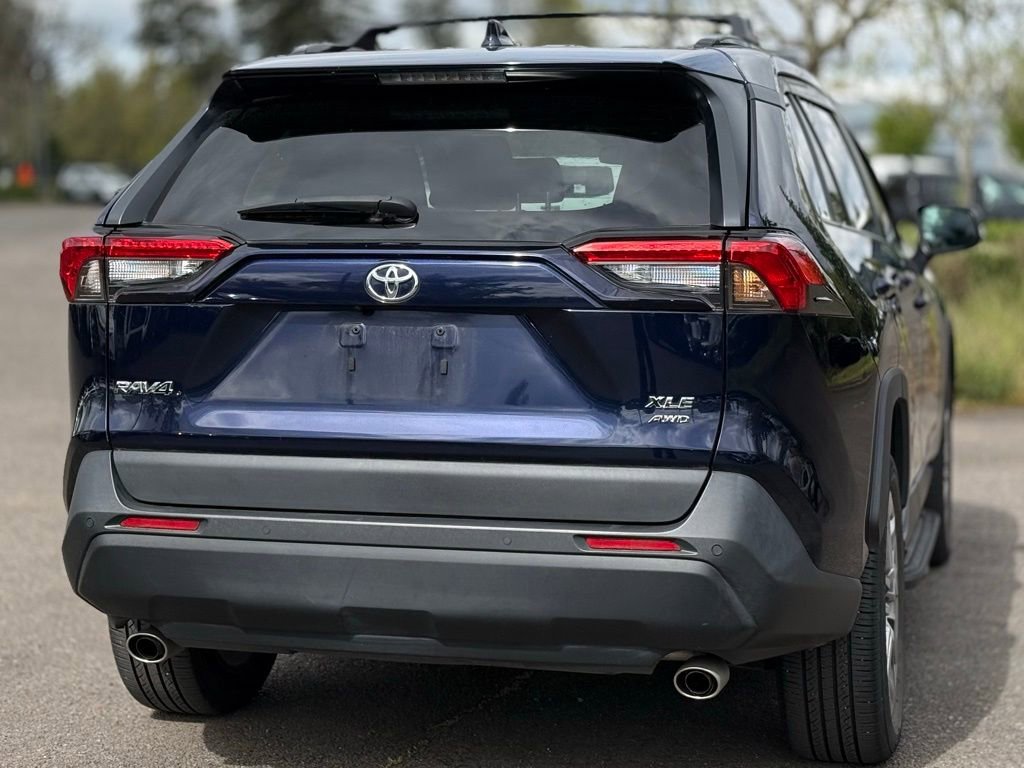 Certified 2023 Toyota RAV4 XLE Premium image 5