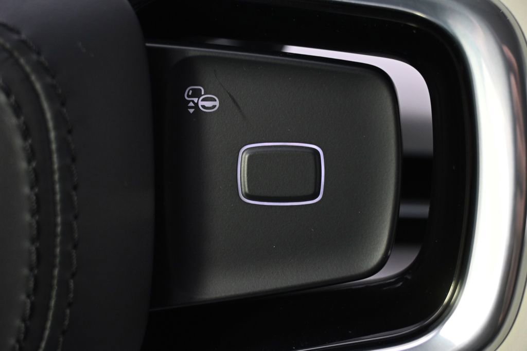 New 2026 Lincoln Navigator Reserve AWD/4WD image 32