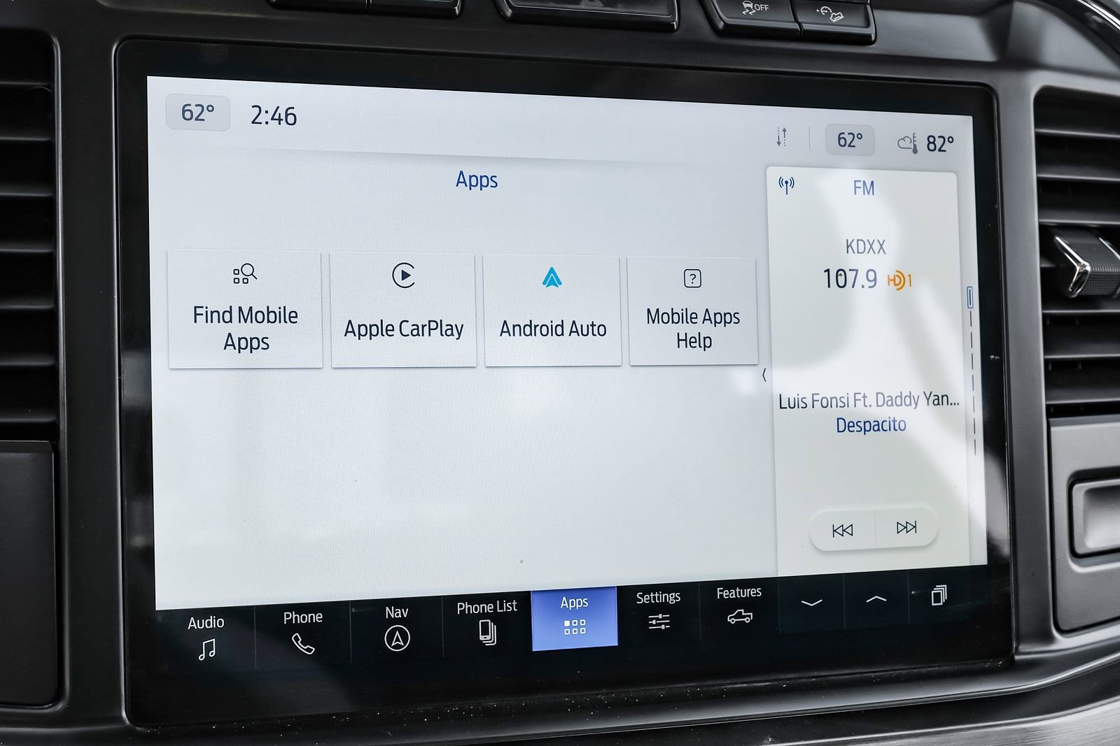 Used 2023 Ford F350 Lariat image 30