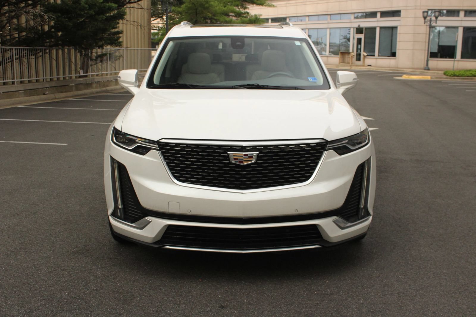 Used 2020 Cadillac XT6 Premium Luxury AWD/4WD image 3
