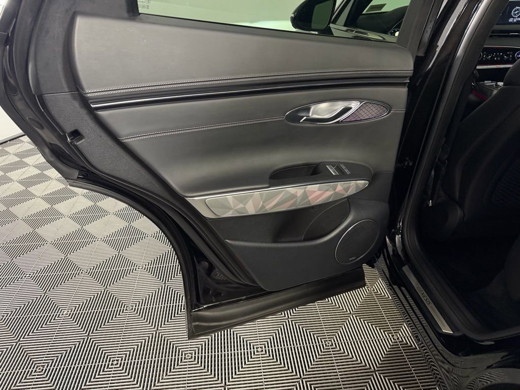 Used 2024 Genesis GV70 3.5T Sport w/ Sport Advanced Package image 31