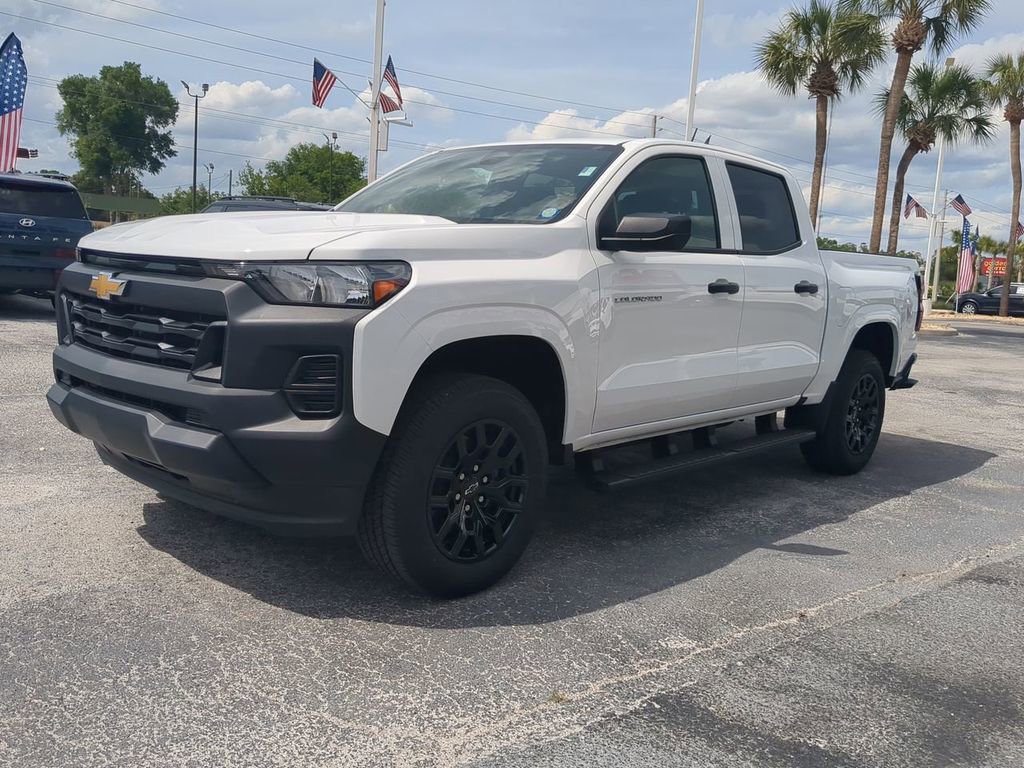 Used 2025 Chevrolet Colorado W/T w/ WT Custom Package RWD image 7