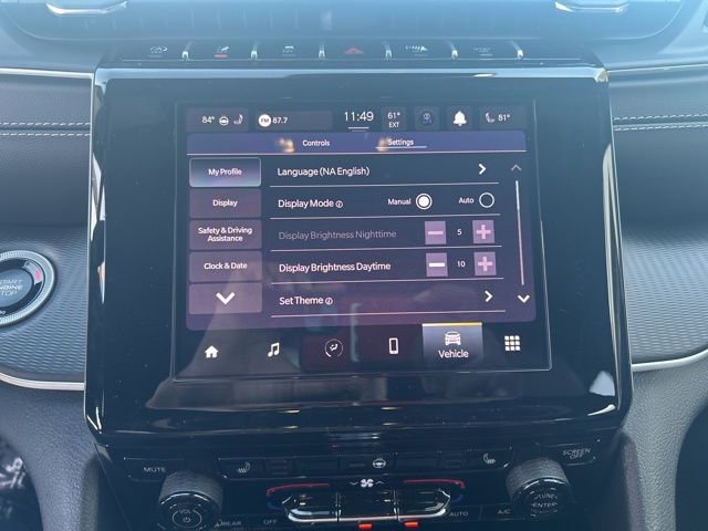 New 2025 Jeep Grand Cherokee L Altitude image 37
