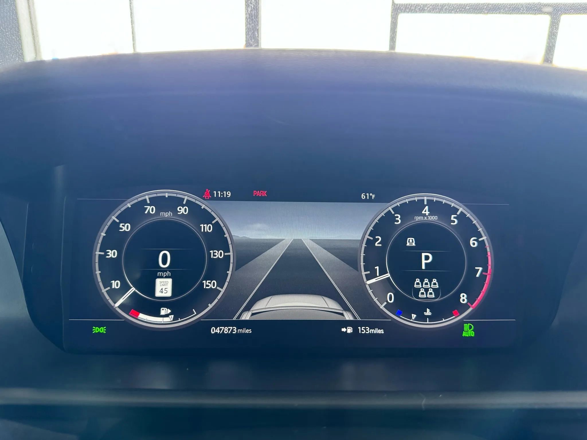 Used 2020 Land Rover Discovery Landmark AWD/4WD image 33