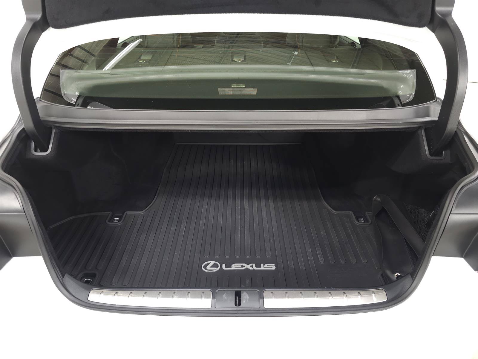 Certified 2024 Lexus LS 500 F Sport AWD/4WD image 7
