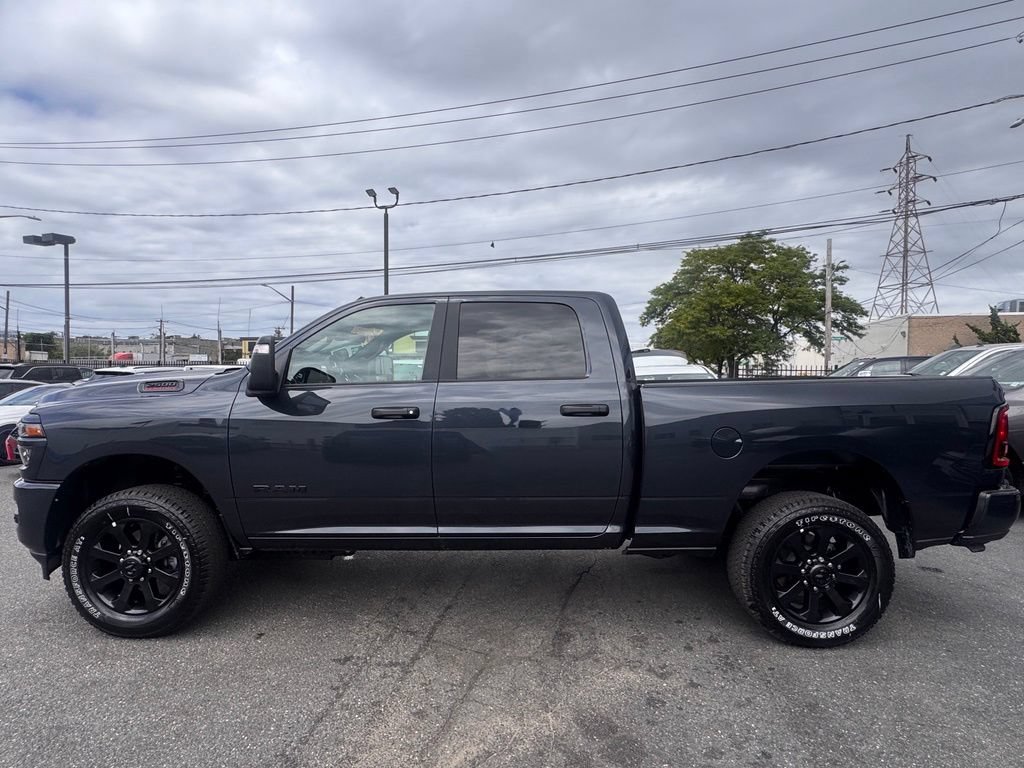 New 2026 RAM 2500 Big Horn AWD/4WD image 4