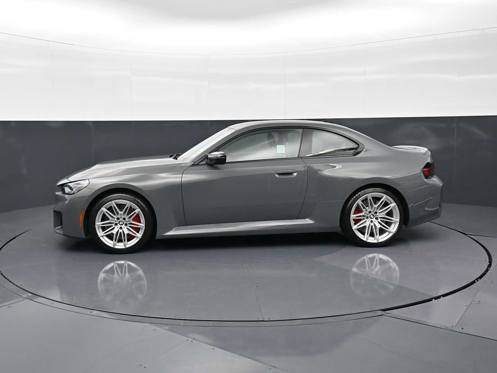 Used 2025 BMW M2 w/ Lighting Package image 8