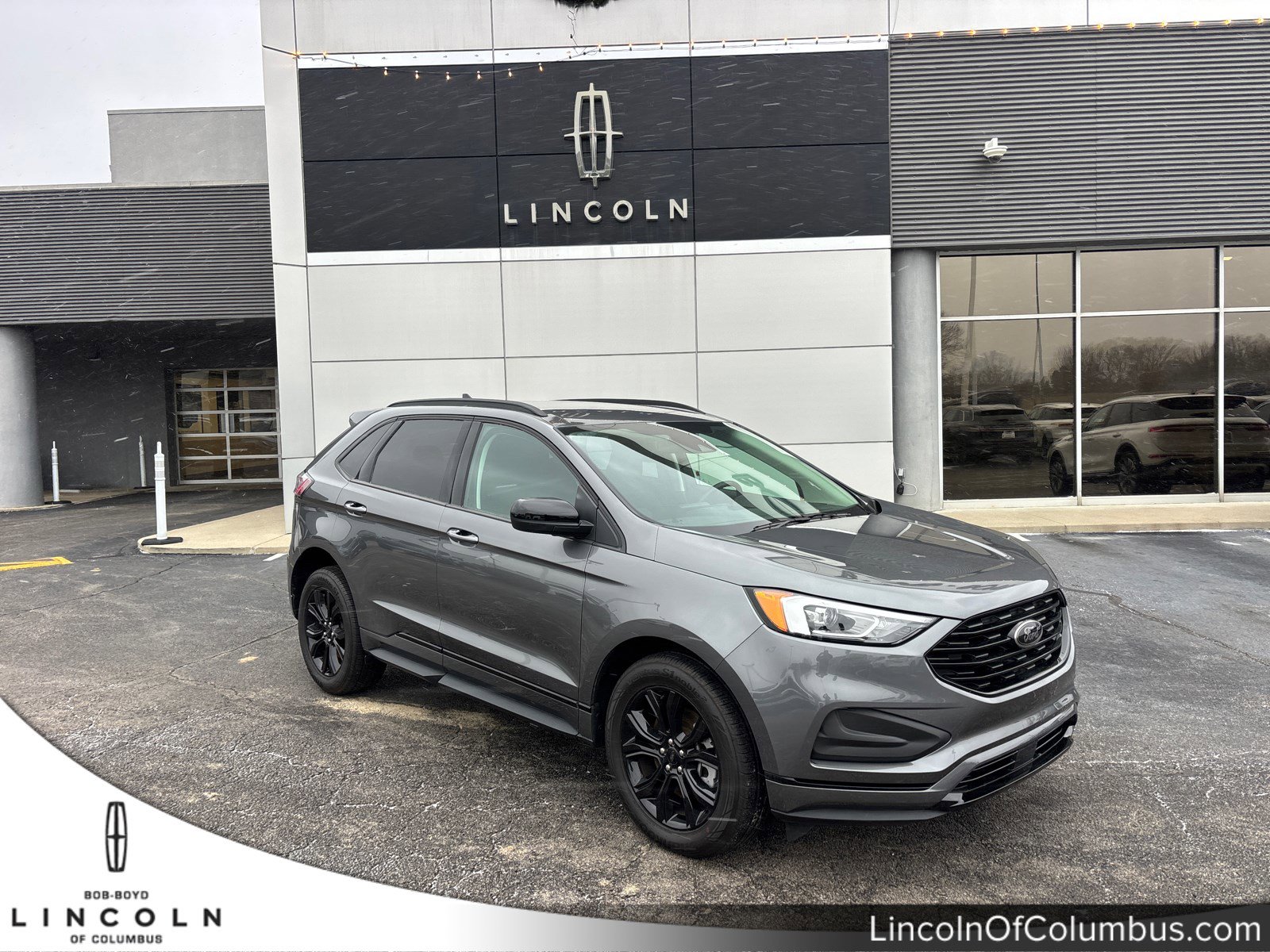 Used 2023 Ford Edge SE w/ Black Appearance Package