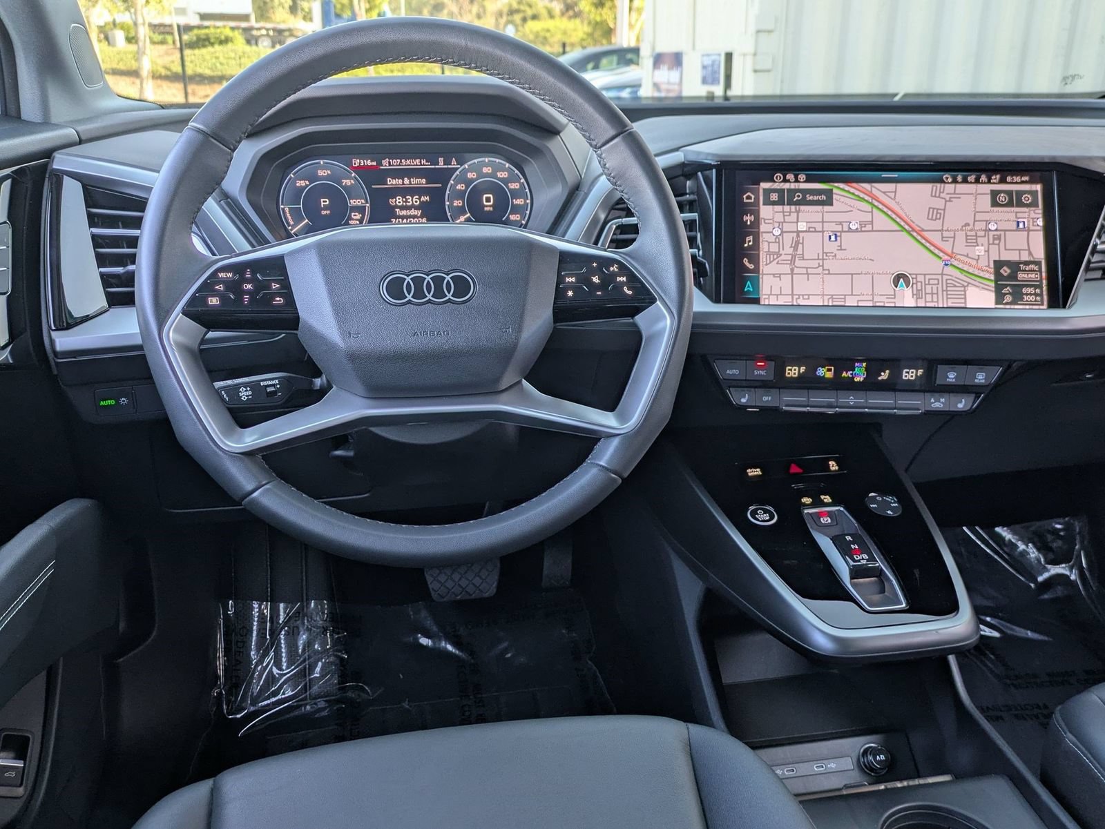Used 2025 Audi Q4 e-tron Premium w/ Convenience Package AWD/4WD image 8
