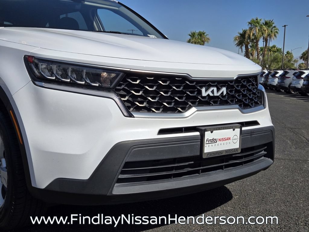 Used 2022 Kia Sorento LX AWD/4WD image 8
