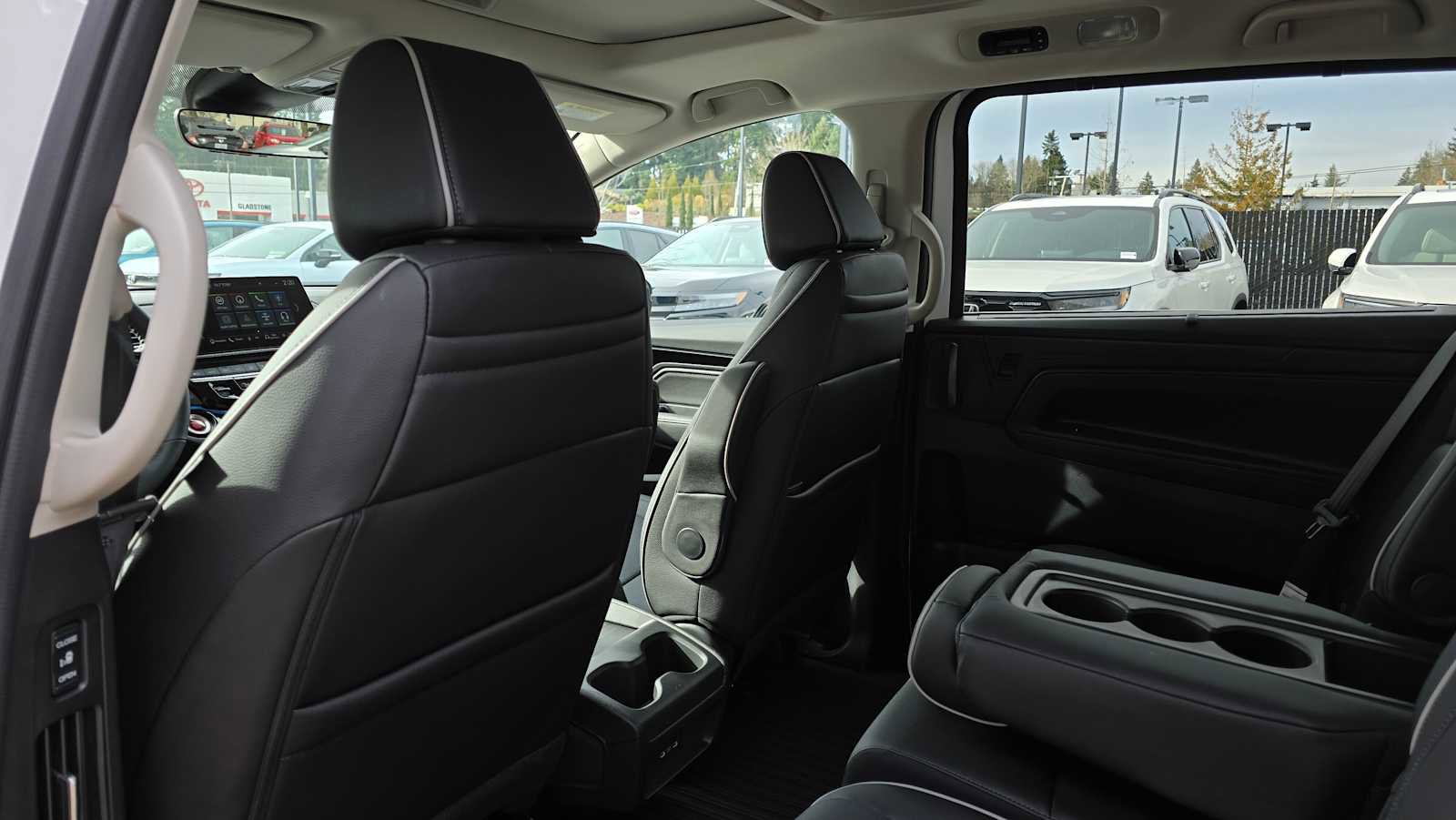 New 2026 Honda Odyssey Elite image 18